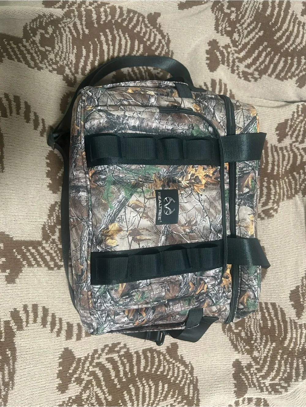 Realtree Camouflage Insulated Travel Bag